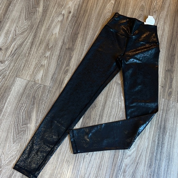 Aerie offline snake print legging - Picture 2 of 6